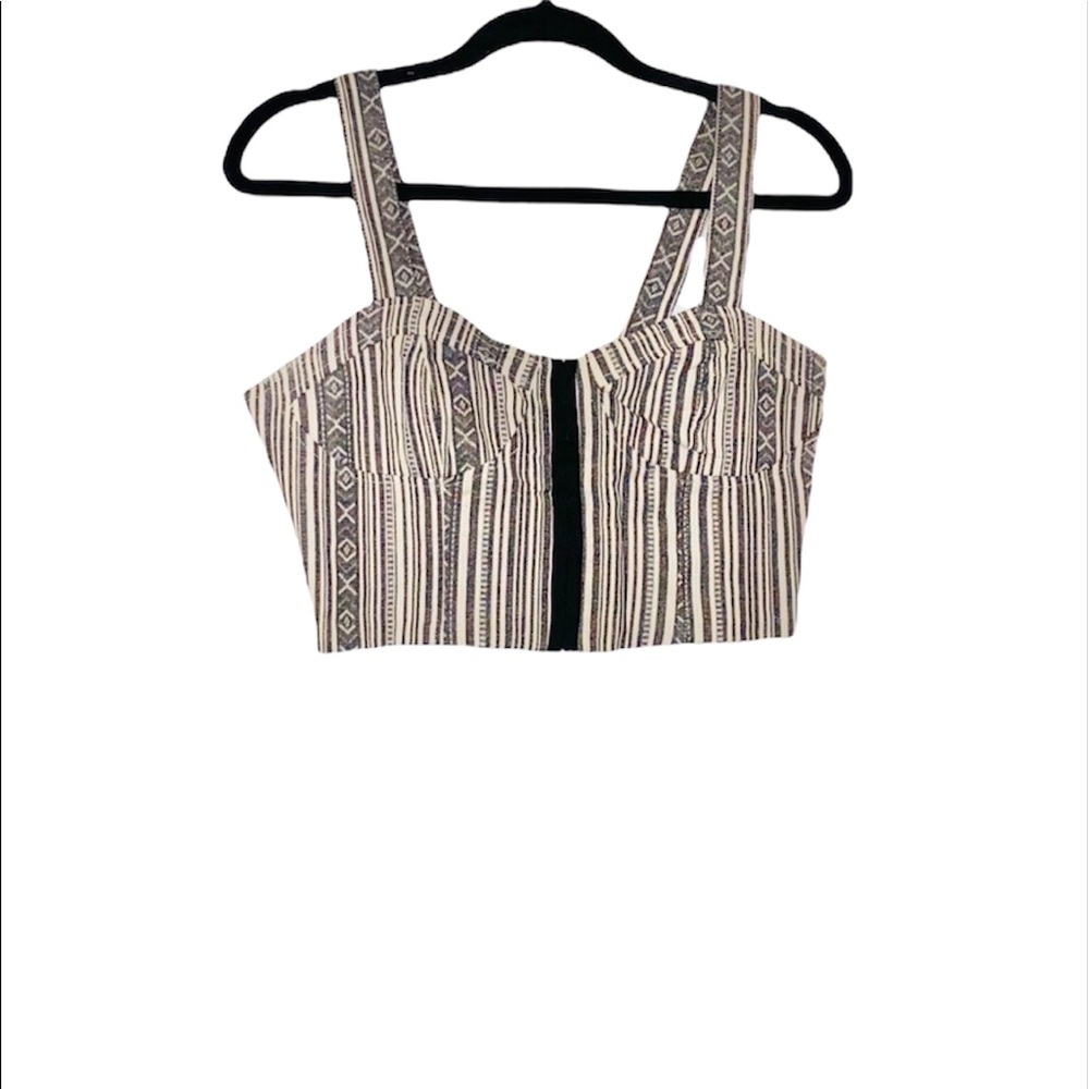 NWT Luca Couture: Medium Tribal Threaded Zip Up Crop Tank